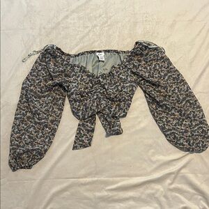 Floral Off-Shoulder crop top Blouse with tie back